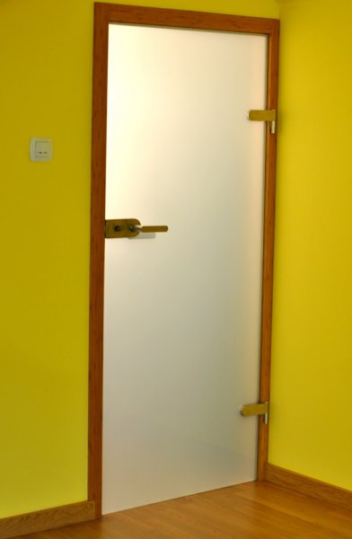 drzwi szklane - przykład montażu: Warszawa, mieszkanie prywatne