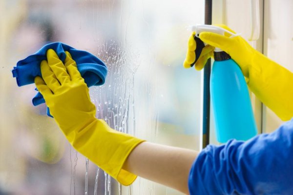 Domowe sposoby na czyszczenie szkła